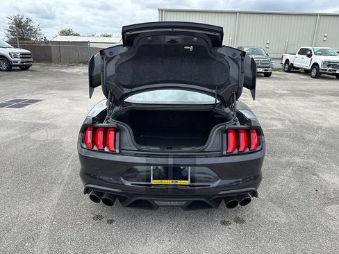 Used 2022 Ford Mustang Shelby GT500 w/ Carbon Fiber Track Pack image 28