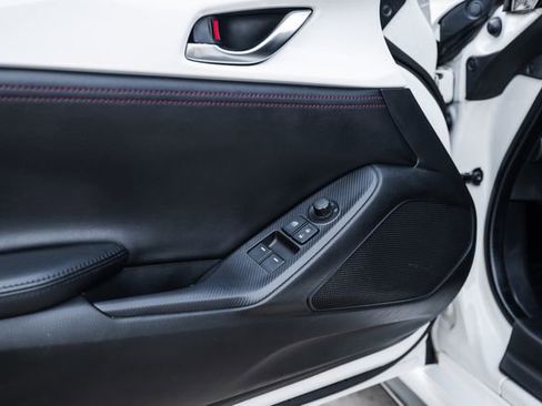 Used 2017 MAZDA MX-5 Miata Club w/ Brembo/BBS Package image 63