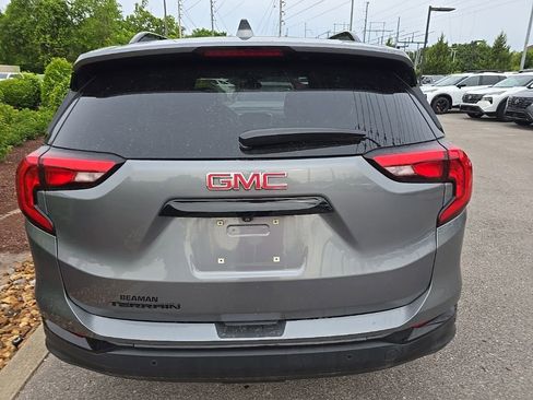 Used 2020 GMC Terrain SLT w/ Preferred Package FWD image 6