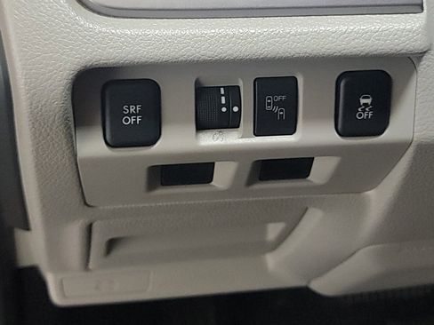 Used 2017 Subaru Forester 2.5i Premium image 20