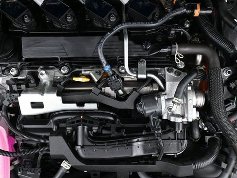 Used 2025 Toyota Prius Plug-In Hybrid image 26