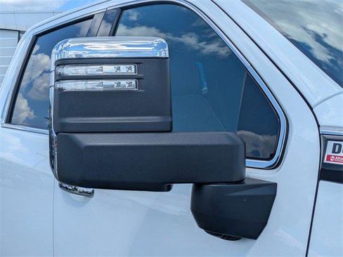 New 2025 GMC Sierra 2500 Denali w/ Denali Reserve Package image 12