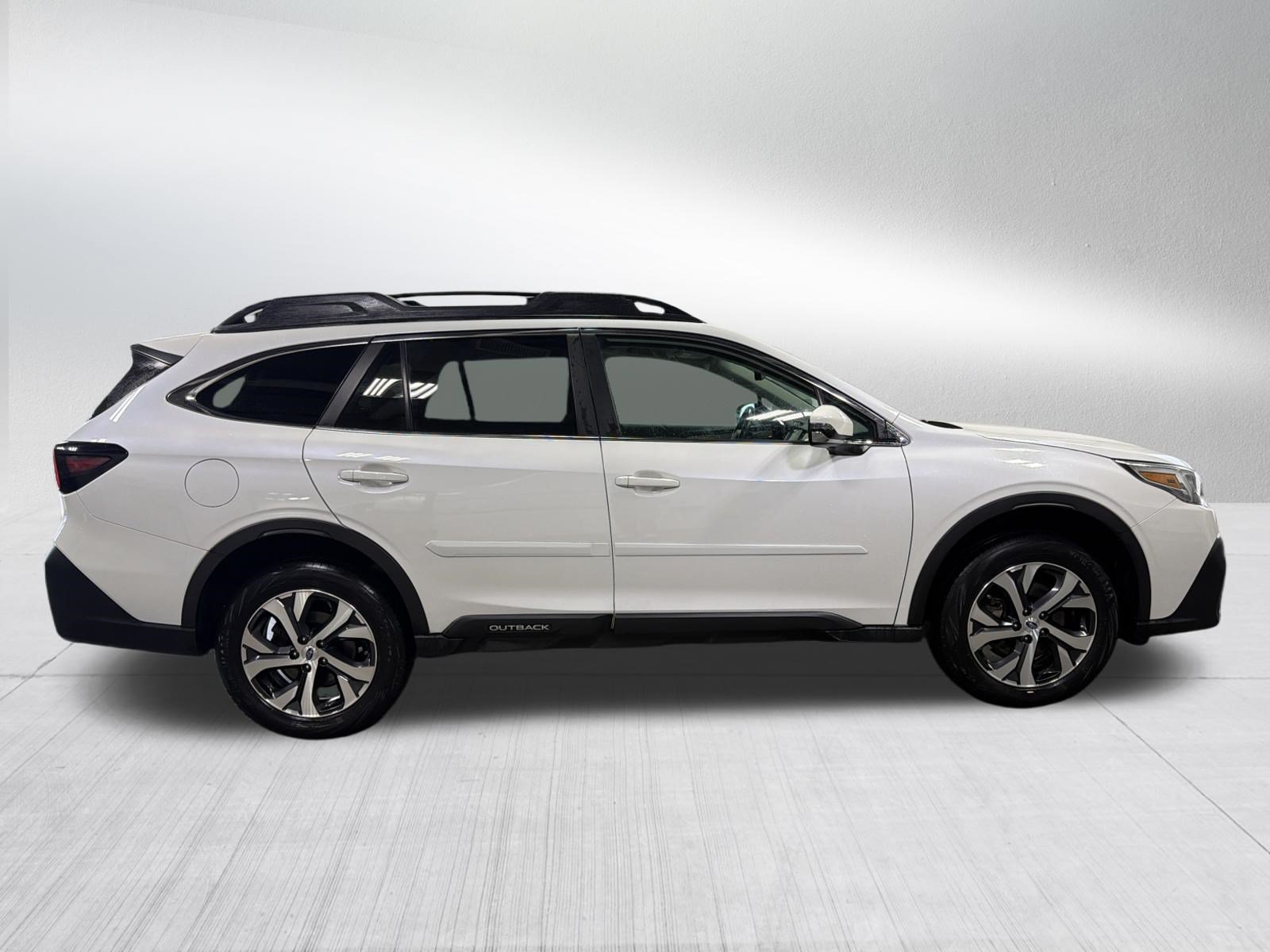 Certified 2022 Subaru Outback Limited AWD/4WD image 8
