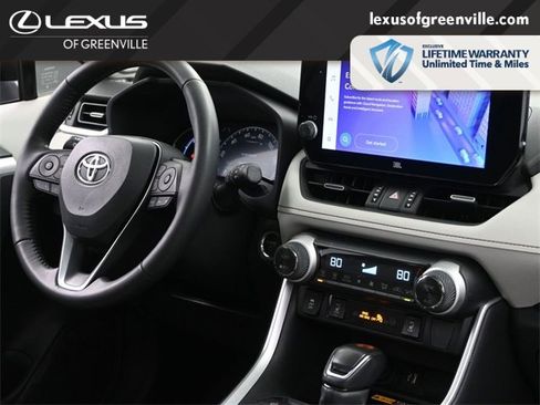 Used 2023 Toyota RAV4 XLE Premium image 35