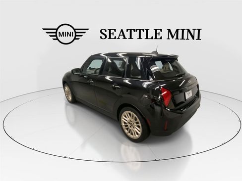 New 2026 MINI Cooper S image 8