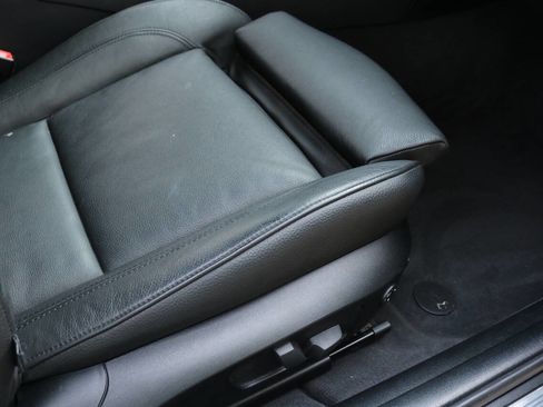 Used 2013 BMW 335is Coupe image 18