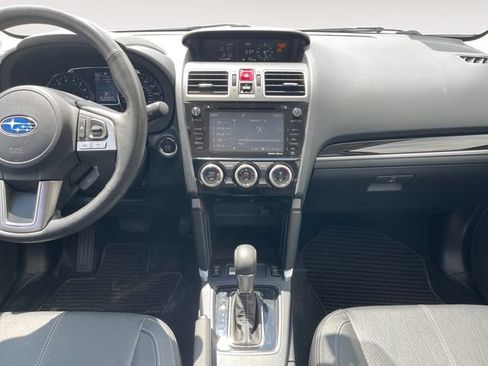 Used 2018 Subaru Forester 2.5i Touring AWD/4WD image 11