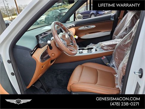 New 2026 Genesis GV70 2.5T Advanced image 14