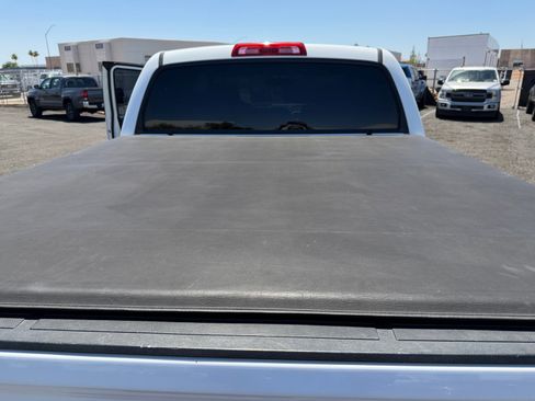 Used 2015 Toyota Tundra SR5 w/ SR5 Upgrade Package AWD/4WD image 28