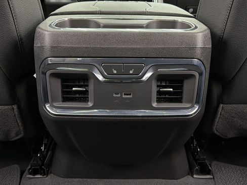Used 2026 GMC Sierra 2500 Denali w/ Denali Reserve Package image 43