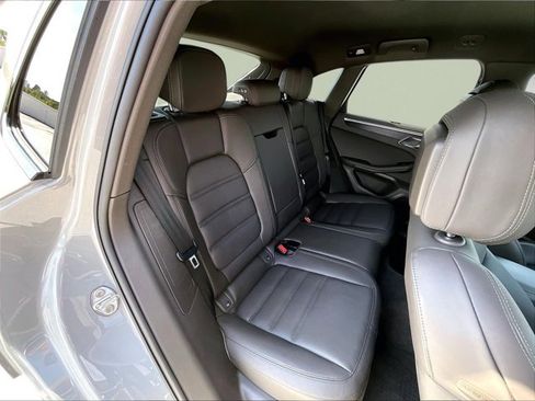 Used 2022 Porsche Macan GTS image 29