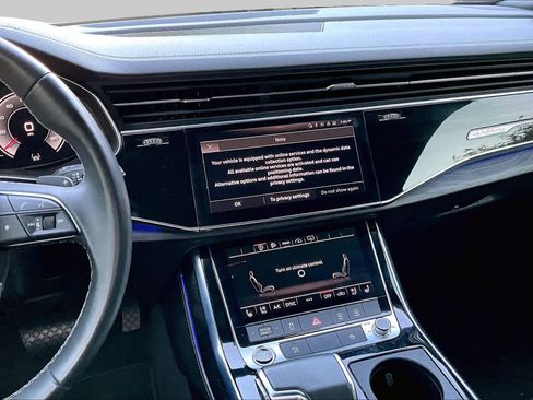 Used 2023 Audi Q8 Premium Plus AWD/4WD image 7