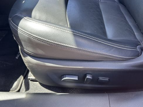 Used 2023 Nissan Altima 2.5 SL FWD image 11