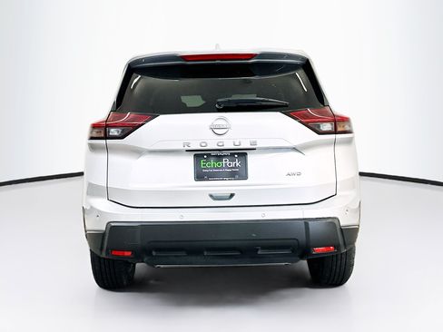 Used 2025 Nissan Rogue SV AWD/4WD image 7