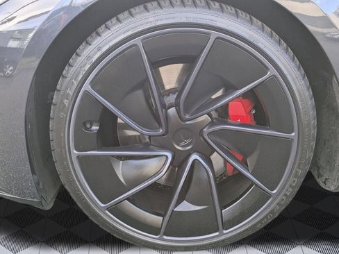 Used 2024 Tesla Model 3 Performance AWD/4WD image 9