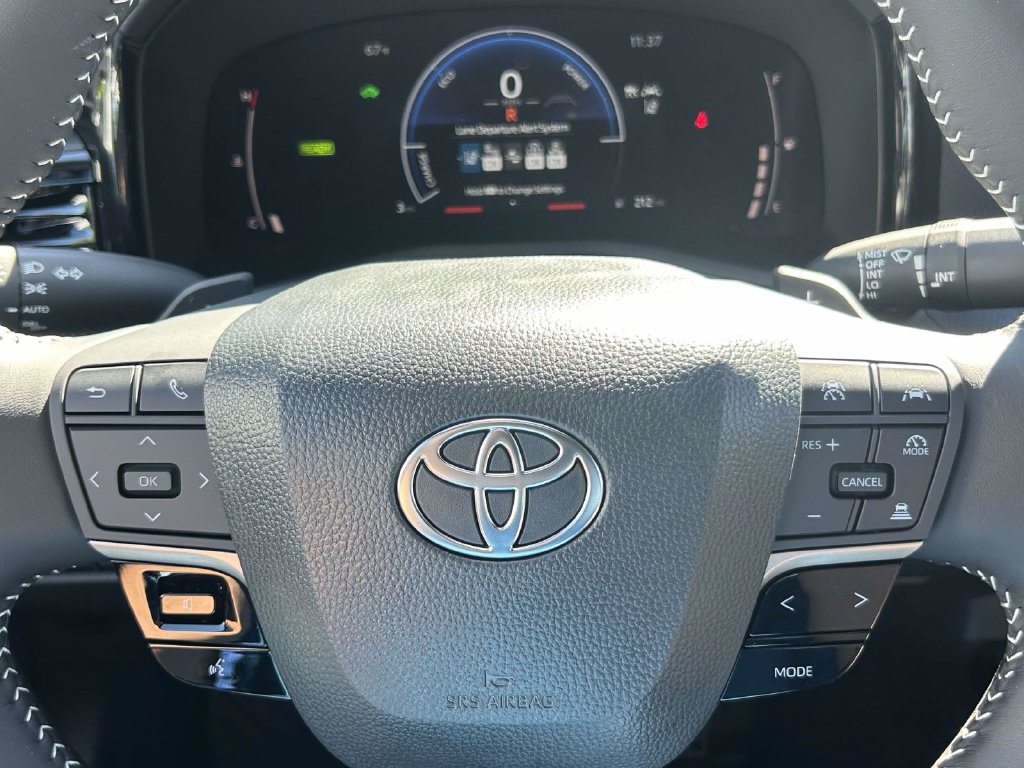New 2026 Toyota Camry SE FWD image 26