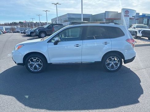 Used 2016 Subaru Forester 2.5i Touring w/ Eyesight & Navigation System image 13