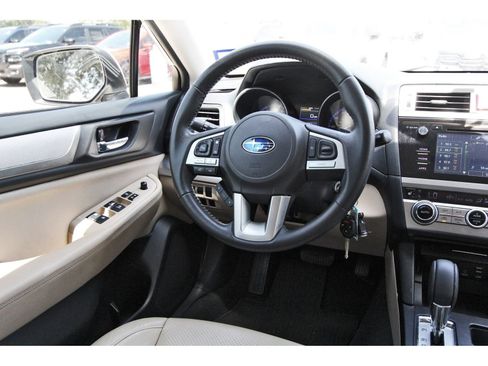 Used 2015 Subaru Legacy 2.5i Premium w/ Moonroof Package AWD/4WD image 8