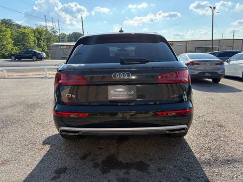 Used 2019 Audi Q5 2.0T Premium Plus w/ Premium Plus Package AWD/4WD image 5