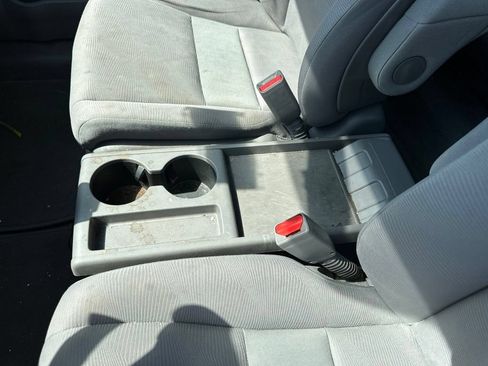 Used 2010 Honda CR-V LX image 25