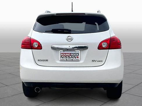 Used 2013 Nissan Rogue SV w/ Premium Pkg image 4