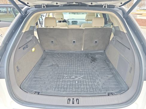 Used 2016 Lincoln MKX Reserve w/ Driver Assistance Package image 12