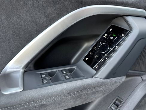 New 2025 Audi SQ5 Premium Plus image 8