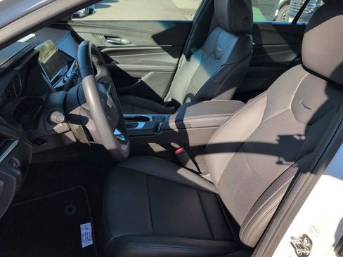 Used 2025 Cadillac CT4 Premium Luxury image 20