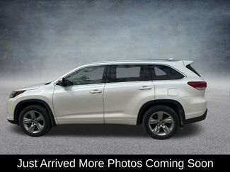 Used 2019 Toyota Highlander Limited video 2