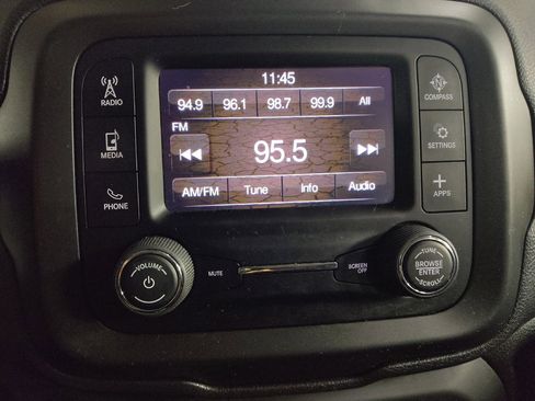 Used 2020 Jeep Renegade Sport image 25