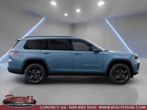 New 2026 Jeep Grand Cherokee L Limited w/ Limited Altitude Package AWD/4WD image 22