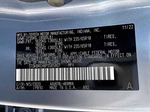 Used 2023 Toyota Highlander XLE AWD/4WD image 37