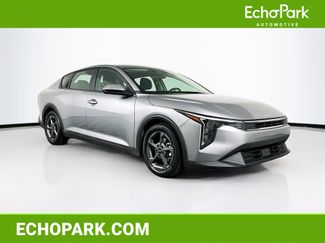 Used 2025 Kia K4 LXS video 1