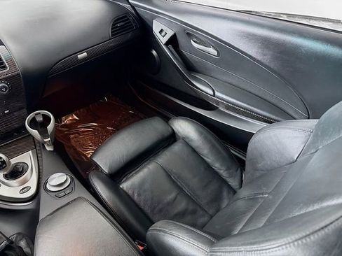 Used 2007 BMW M6 Convertible RWD image 29