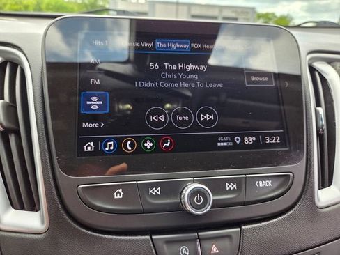 Used 2024 Chevrolet Malibu LT FWD image 28