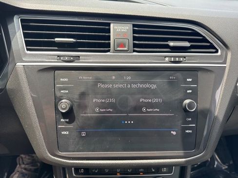 Used 2021 Volkswagen Tiguan SEL image 19