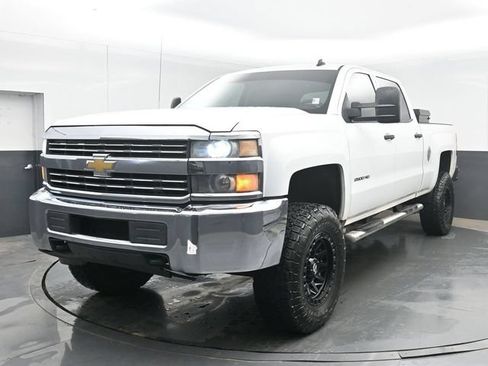 Used 2015 Chevrolet Silverado 2500 LT AWD/4WD image 10