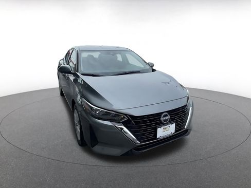 Used 2025 Nissan Sentra S image 3