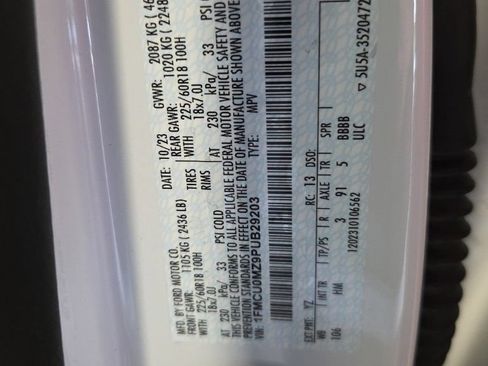 Used 2023 Ford Escape ST-Line w/ Equipment Group 301A FWD image 27