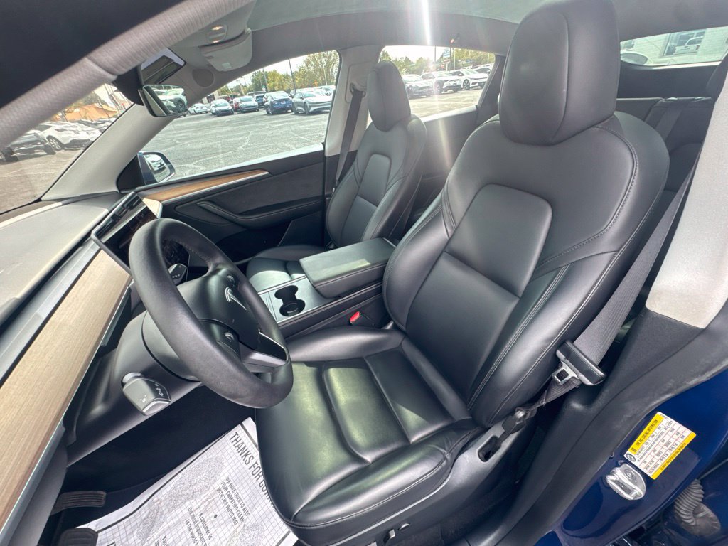 Used 2024 Tesla Model Y Long Range AWD/4WD image 14