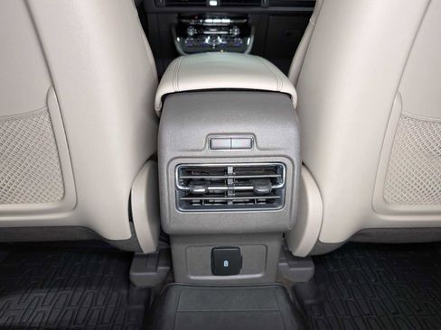 Certified 2022 Lincoln Corsair AWD w/ Premium Package image 23