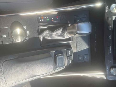 Used 2015 Lexus IS 250 image 16
