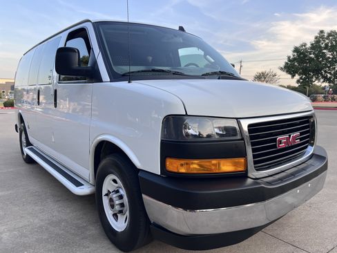 Used 2019 GMC Savana 2500 w/ Driver Convenience Package image 1