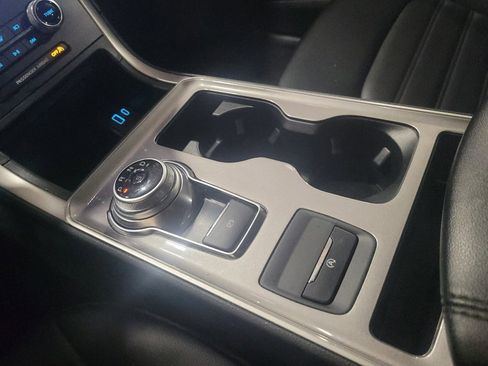 Used 2024 Ford Edge SEL image 26