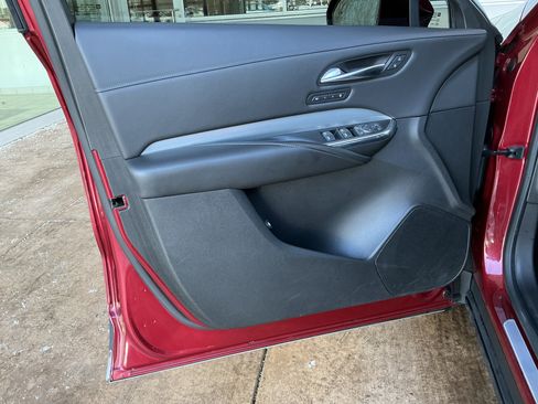 Used 2019 Cadillac XT4 Premium Luxury w/ Cold Weather Package image 14