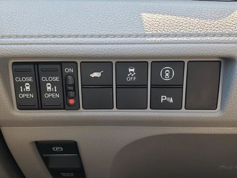 Used 2024 Honda Odyssey Touring image 24