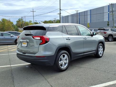 Certified 2024 GMC Terrain SLE image 7