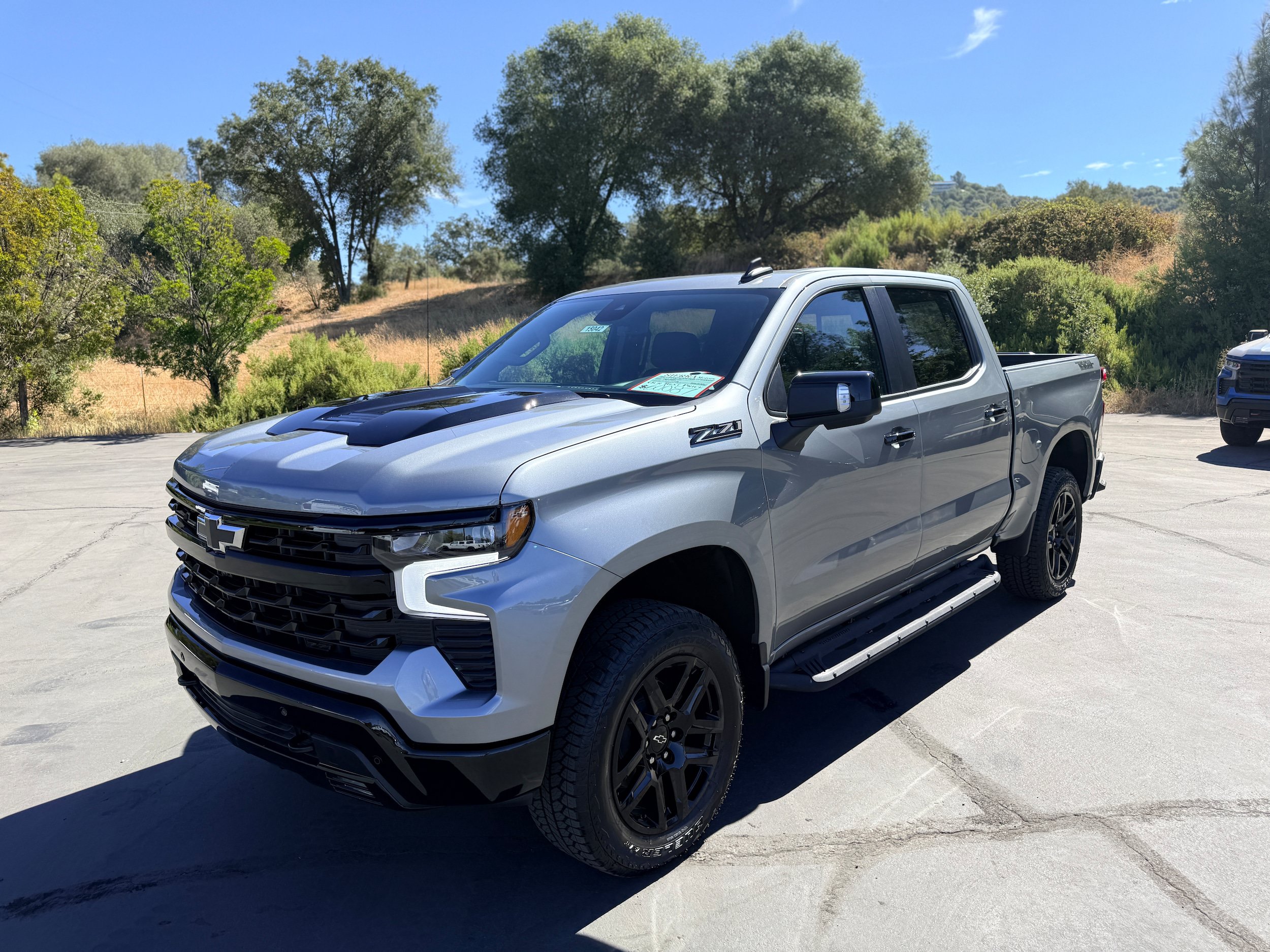 New 2026 Chevrolet Silverado 1500 LT Trail Boss w/ LT Trail Boss Premium Package AWD/4WD image 1