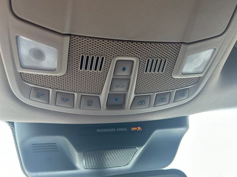 Used 2022 Ford Expedition XLT AWD/4WD image 16