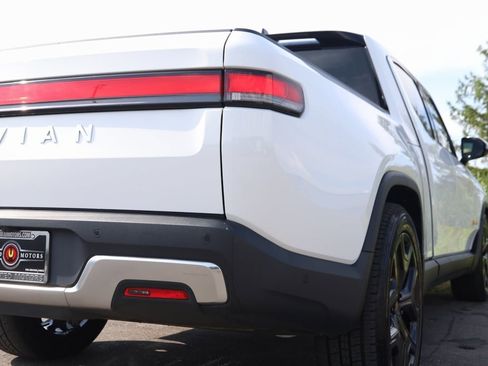 Used 2022 Rivian R1T Adventure image 64